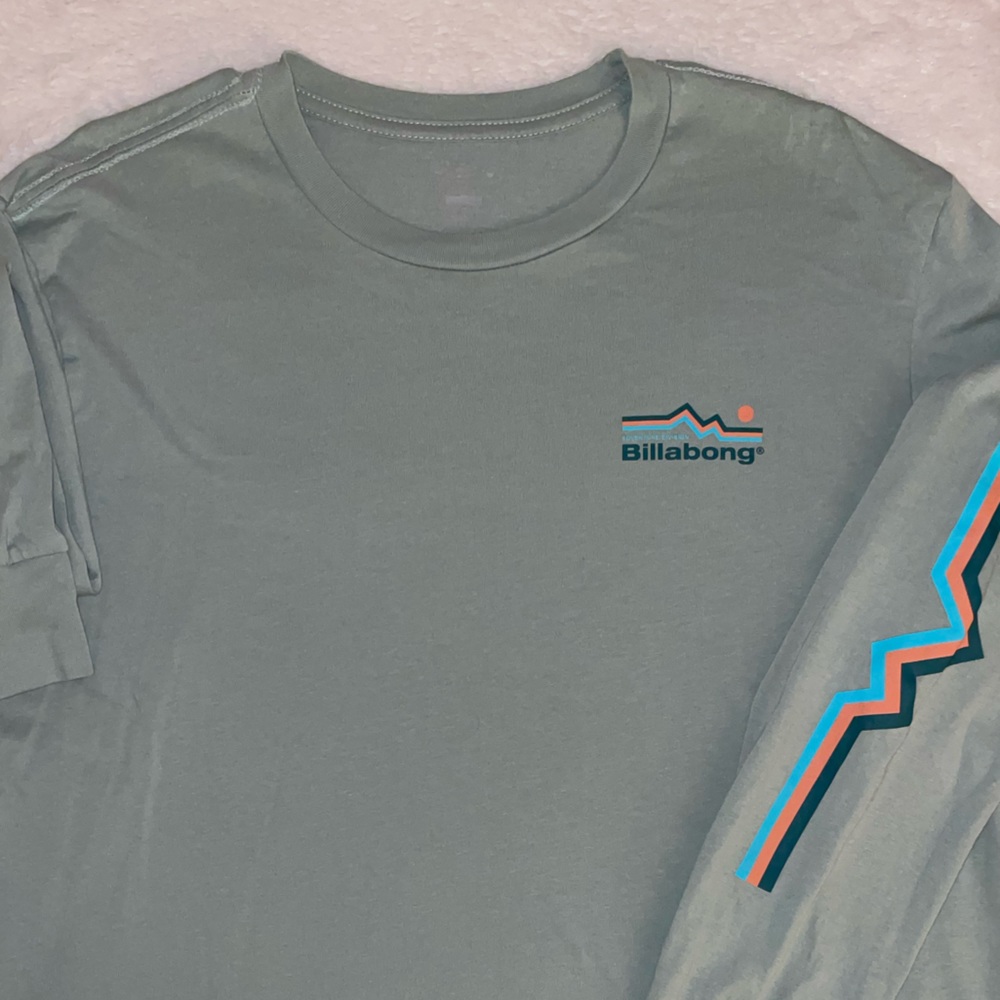 Green long sleeve Billabong T-shirt